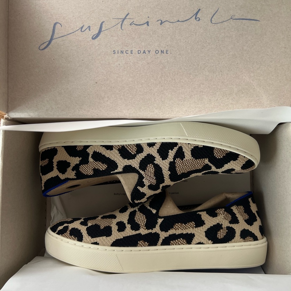 Rothy’s The Original Slip On Sneaker
Desert Cat